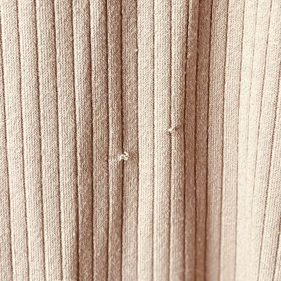 Forever 21 Ribbed Bodycon Halter-Style Dress ✨ - Picture 4 of 5